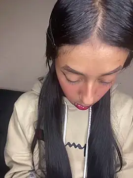 Snapshot of FOXXX_BABY chatting on March 2026 04:30:02 AM FOXXX BABY online show from March 2026 04:30:02 AM