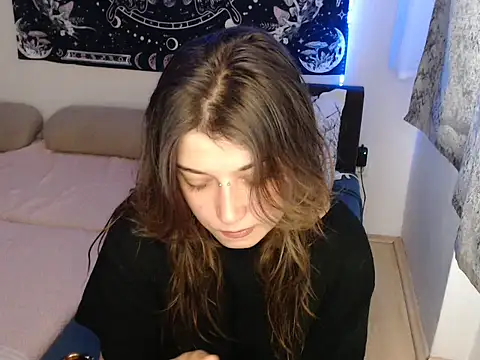 Snapshot of AlienforTwenty chatting on January 2026 11:26:01 AM AlienforTwenty online show from January 2026 11:26:01 AM