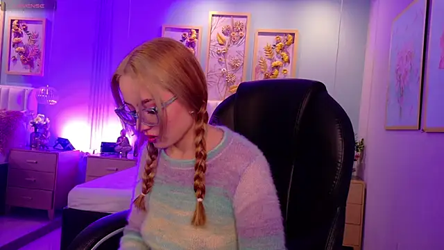 danielamilles online show from February 2026 03:49:02 AM