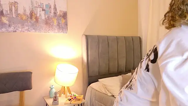 Grecia Miller  online show from February 2026 07:43:01 PM