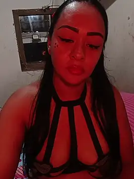 Karen Kemmerr online show from December 2025 08:26:02 PM