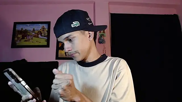 andy star12 online show from December 2025 01:02:01 AM