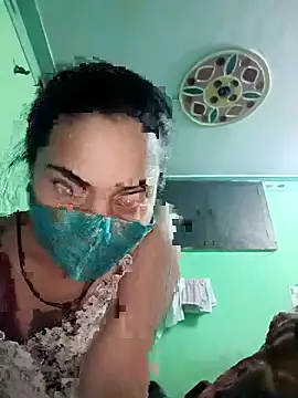 anzel33 online show from December 2025 04:44:01 PM