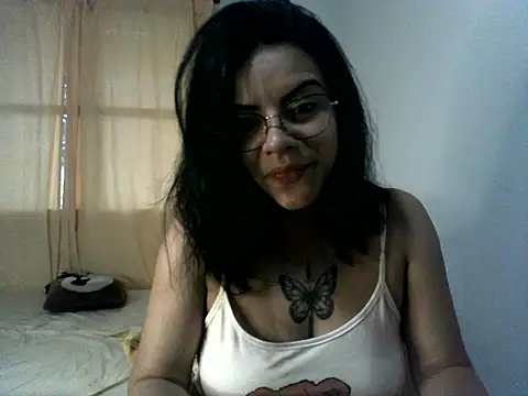 luluclark69 online show from March 2026 12:00:01 PM