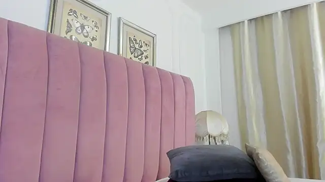 Scarlett Sk online show from February 2026 07:39:01 PM