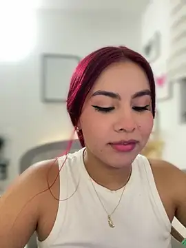 Zarahs Blare1 online show from December 2025 02:31:02 AM