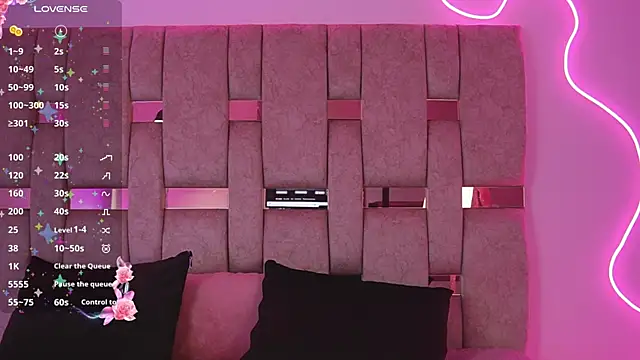  SweetyAngel  online show from December 2025 07:53:01 PM