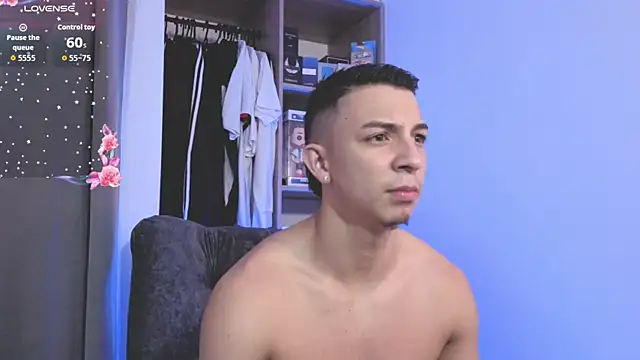 Samuel up01 online show from April 2026 01:43:02 AM