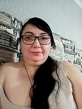 MariSwan222 online show from February 2026 11:39:02 AM