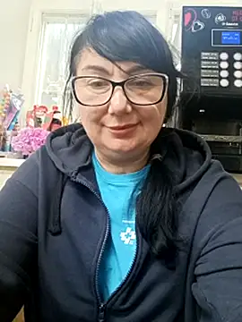 MariSwan222 online show from June 2026 04:09:01 PM