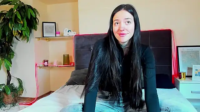 Snapshot of AdrianaCult chatting on February 2026 06:29:02 AM AdrianaCult online show from February 2026 06:29:02 AM