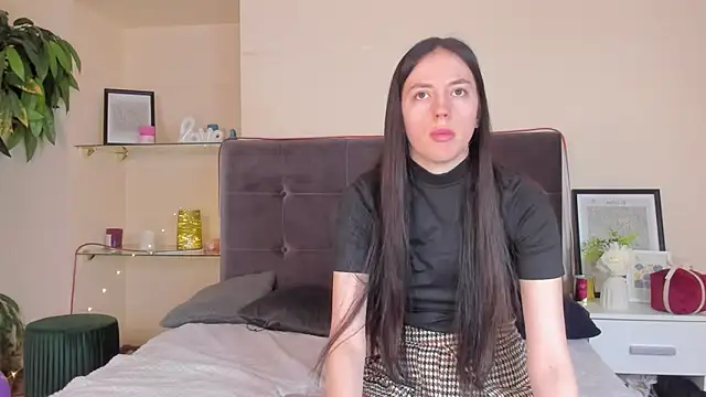 Snapshot of AdrianaCult chatting on February 2026 06:23:01 AM AdrianaCult online show from February 2026 06:23:01 AM