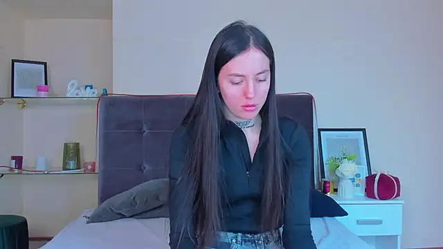 Snapshot of AdrianaCult chatting on February 2026 01:11:02 PM AdrianaCult online show from February 2026 01:11:02 PM