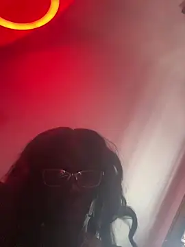 mixxymamii online show from February 2026 03:35:01 PM