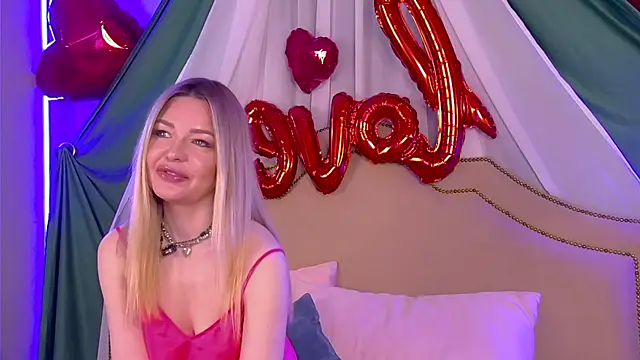 Snapshot of ToriCarter chatting on February 2026 04:55:02 PM ToriCarter online show from February 2026 04:55:02 PM