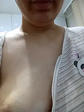 Emilyhomegirl1 online show from February 2026 12:32:02 PM