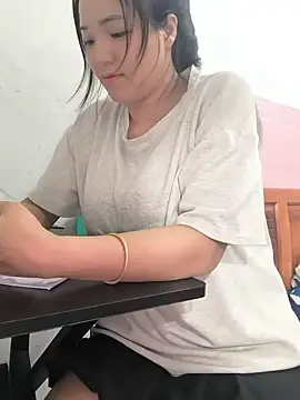 Snapshot of Sisilaydy_01 chatting on June 2026 03:39:02 PM Sisilaydy 01 online show from June 2026 03:39:02 PM