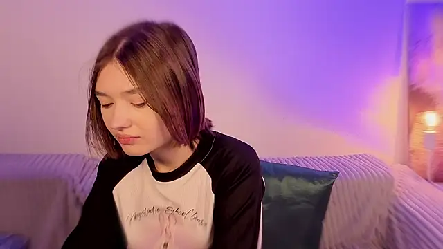 Leyla crsh online show from February 2026 05:11:01 AM