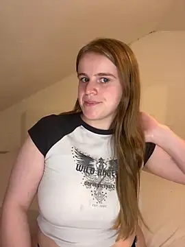 Snapshot of daddysgirly003 chatting on March 2026 09:47:02 PM daddysgirly003 online show from March 2026 09:47:02 PM