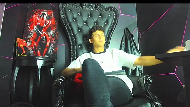 Ethan Waalker online show from February 2026 02:59:01 AM