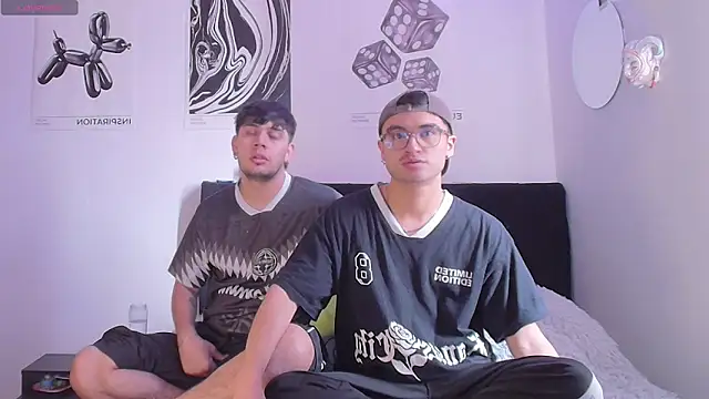 charlie dicker online show from December 2025 04:56:01 PM