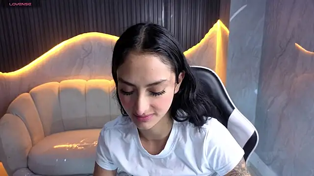 Snapshot of Tifany_Tx chatting on April 2026 12:36:01 PM Tifany Tx online show from April 2026 12:36:01 PM