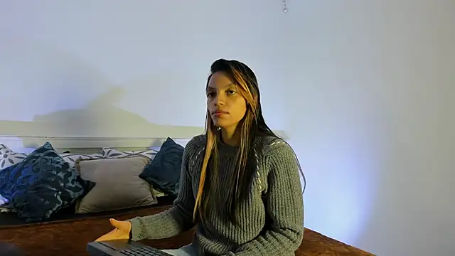 Ishtar 24 online show from December 2025 11:39:02 AM