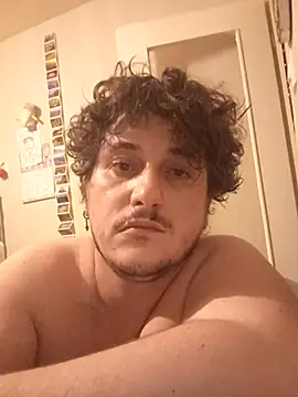 Snapshot of damslebambou1 chatting on March 2026 11:10:01 PM damslebambou1 online show from March 2026 11:10:01 PM