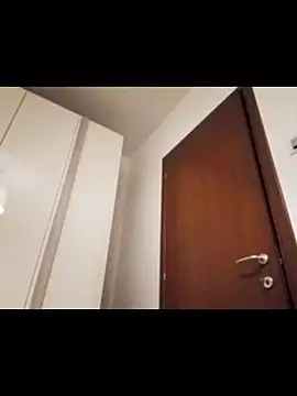 Durdllo90 online show from February 2026 08:05:01 PM