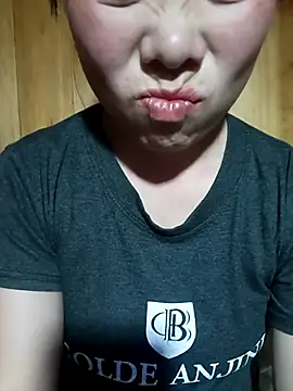 Chloe-ee online show from February 2026 07:34:02 AM