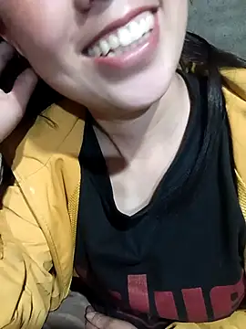 Chloe-ee online show from March 2026 02:04:02 AM