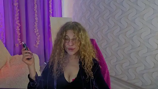 EvaTemptt online show from March 2026 02:56:01 PM