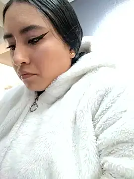 Venuz Rivers  online show from January 2026 01:13:02 PM