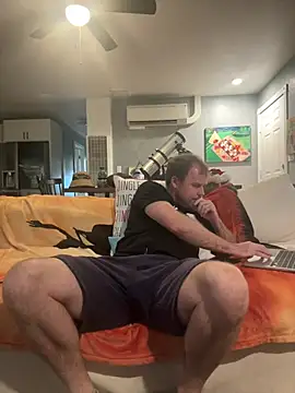 Studmuffin4you online show from January 2026 11:06:02 PM