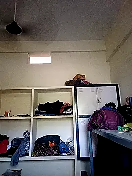 Snapshot of Anji8639 chatting on February 2026 04:19:02 AM Anji8639 online show from February 2026 04:19:02 AM