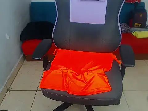 Boy tatto77 online show from January 2026 05:27:02 PM