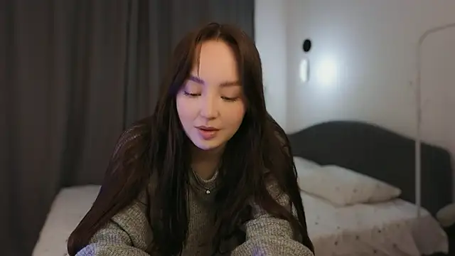 fallin lovee online show from April 2026 06:10:01 PM