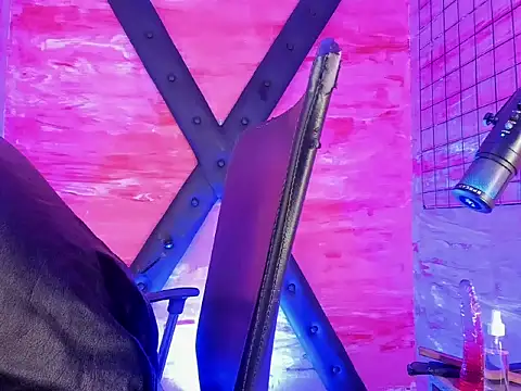 Eliot X online show from January 2026 07:39:01 PM