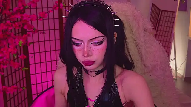 Snapshot of Dark_Diva chatting on February 2026 09:38:02 PM Dark Diva online show from February 2026 09:38:02 PM