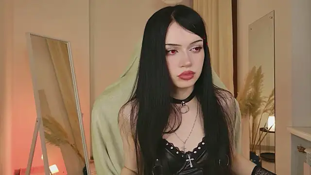Dark Diva online show from July 2026 09:17:01 PM