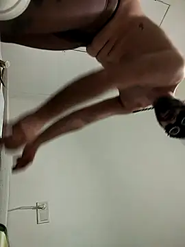 Snapshot of locuritasiempre chatting on February 2026 08:31:02 PM locuritasiempre online show from February 2026 08:31:02 PM