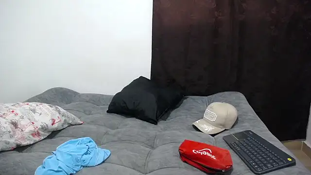 Demon Sam  online show from January 2026 03:55:01 AM