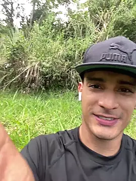 Maicol xxxx online show from February 2026 09:56:02 PM