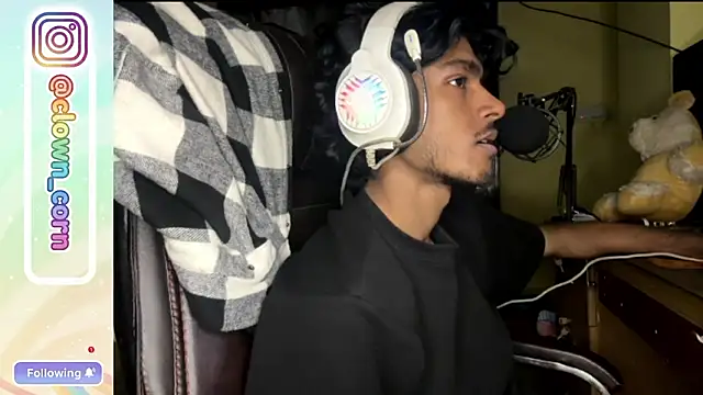 Snapshot of tooexpensive chatting on February 2026 07:56:02 PM tooexpensive online show from February 2026 07:56:02 PM