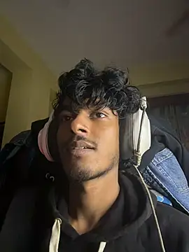 Snapshot of tooexpensive chatting on February 2026 06:01:02 PM tooexpensive online show from February 2026 06:01:02 PM