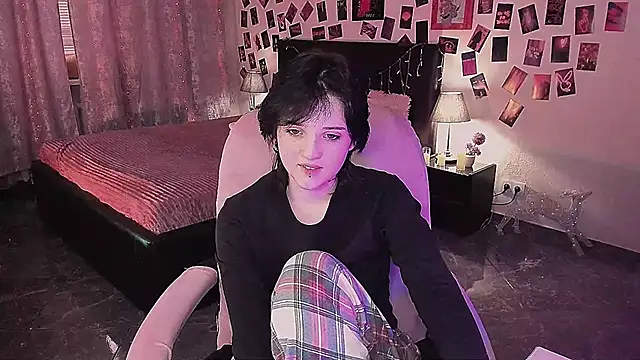 SarahShelby online show from March 2026 10:44:01 AM