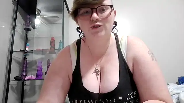 Pupghostt online show from December 2025 07:32:01 PM