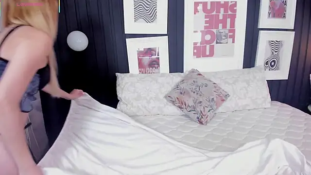 Angel zafiros online show from February 2026 06:12:01 PM