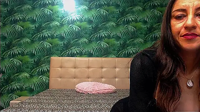 Stella John online show from November 2025 05:08:02 AM