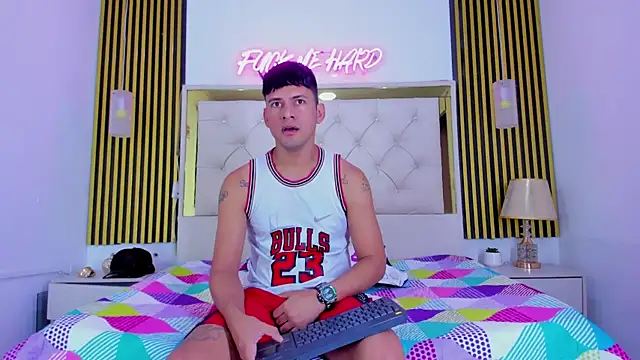 Sweet kevin1 online show from December 2025 06:11:01 AM